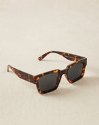 Chunky rectangke sunglasses with smoke lens in tortoiseshell