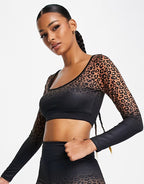 Crop top with long sleeve in ombre animal print