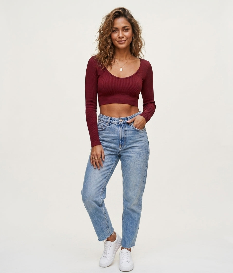 Essential seamless rib long sleeve top in burgundy